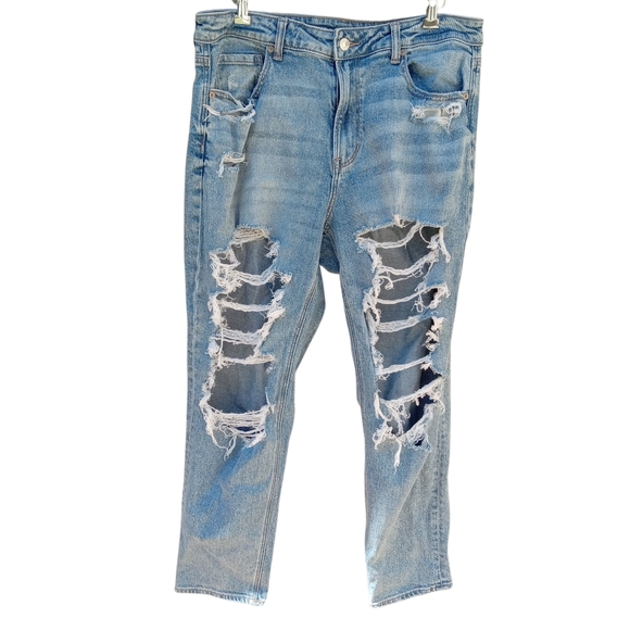 American Eagle Outfitters Denim - American Eagle Distressed Light Blue Mom Jeans Stretch Size 14
